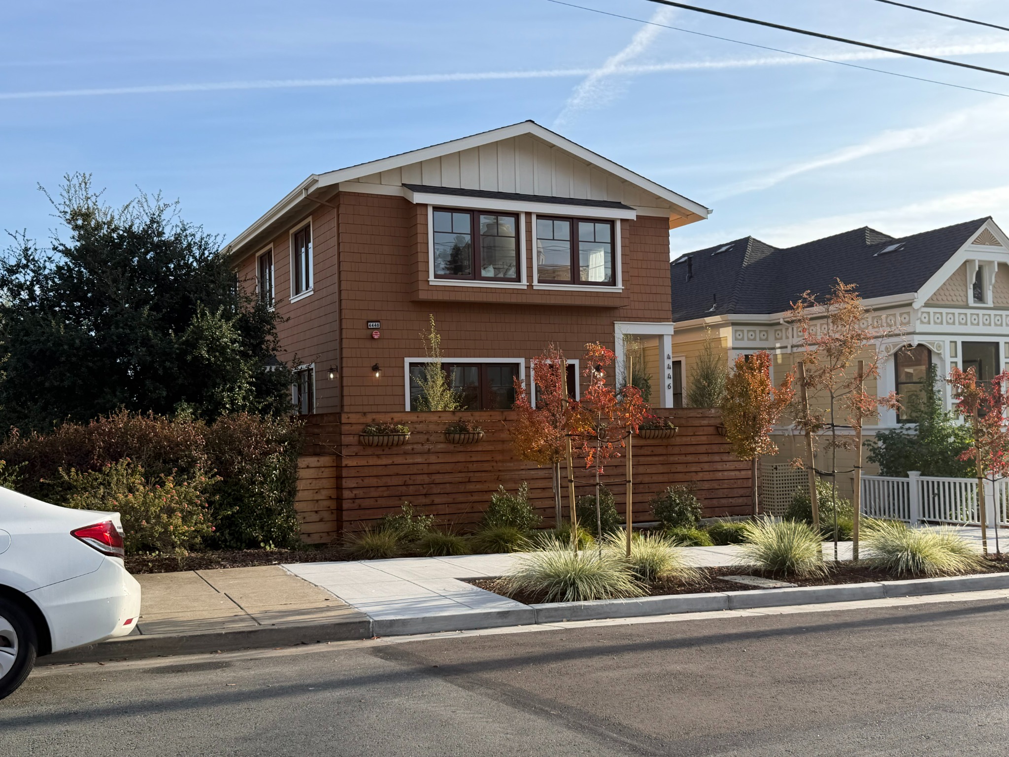 Modern single family residence appraisal example